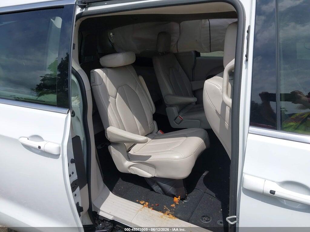 2C4RC1DG9MR551387 2021 CHRYSLER VOYAGER photo no. 8
