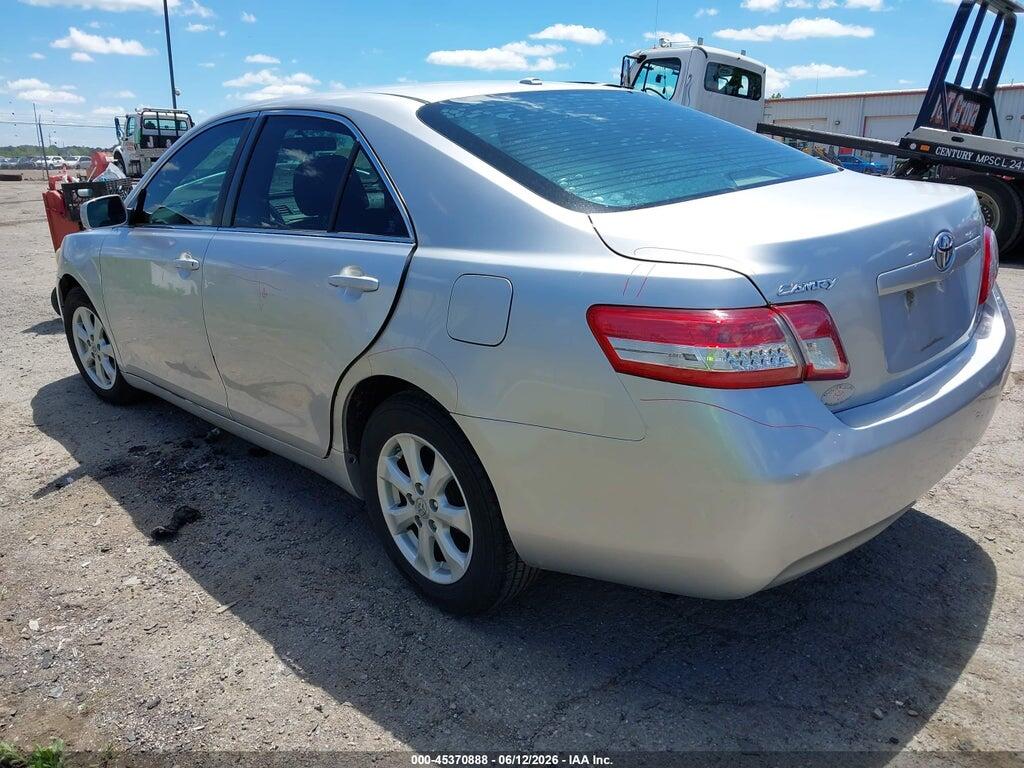 4T1BF3EK2BU147155 2011 TOYOTA CAMRY photo no. 3