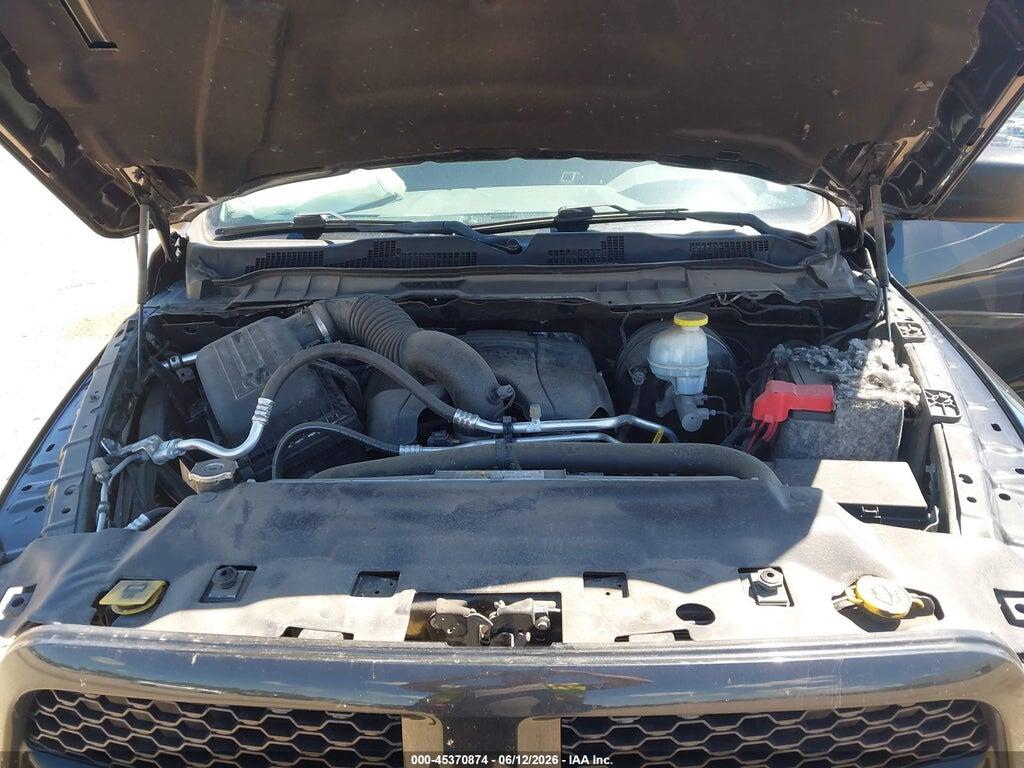 1C6RR7KT8JS335887 2018 RAM 1500 photo no. 10