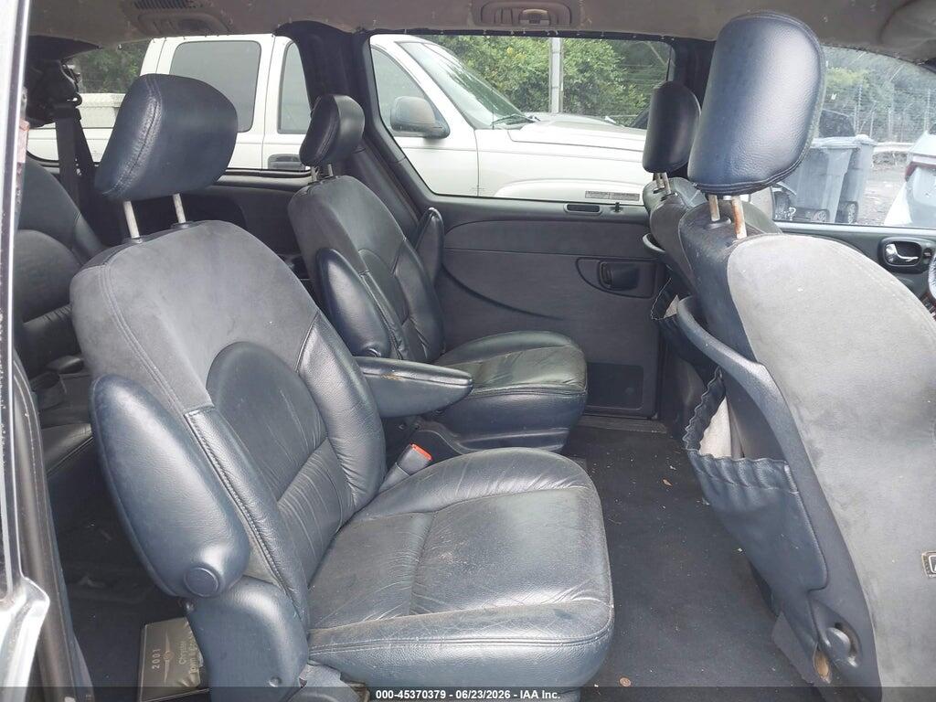 2C8GP64L51R207829 2001 CHRYSLER TOWN & COUNTRY photo no. 8