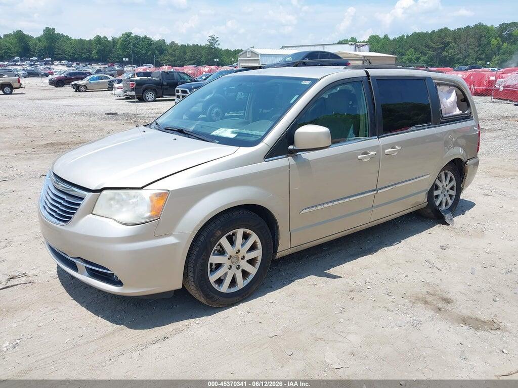 2C4RC1BG3DR808286 2013 CHRYSLER TOWN & COUNTRY photo no. 2