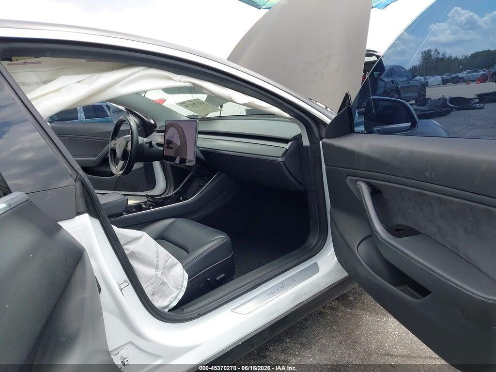 5YJ3E1EB7JF151516 2018 TESLA MODEL 3 photo no. 5