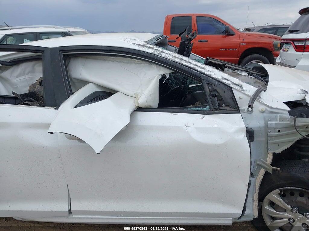 3KPC24A35KE045002 2019 HYUNDAI ACCENT photo no. 5