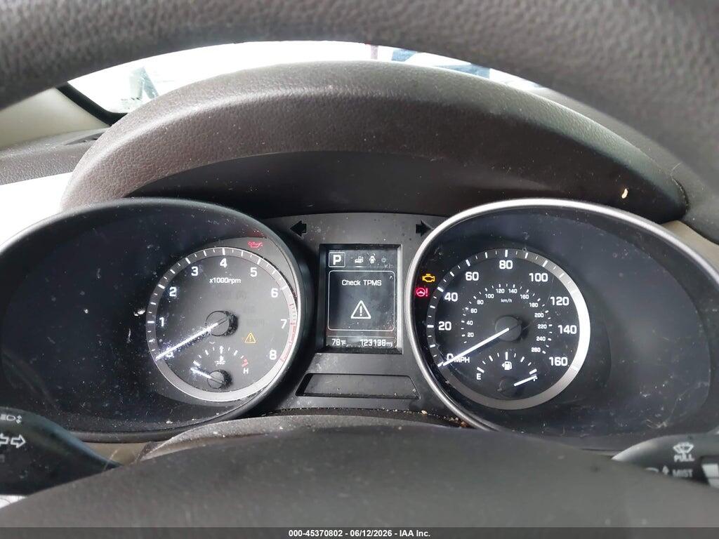 5NMZU3LB3HH028347 2017 HYUNDAI SANTA FE SPORT photo no. 7