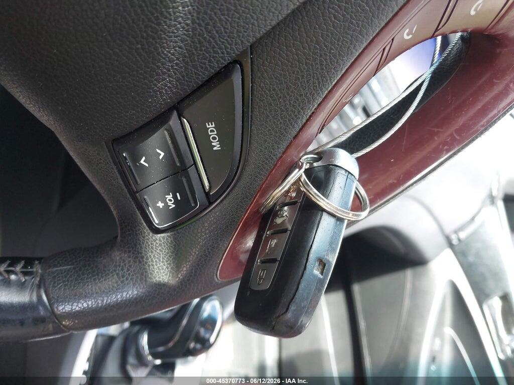 5NPEC4AC0BH033454 2011 HYUNDAI SONATA photo no. 11
