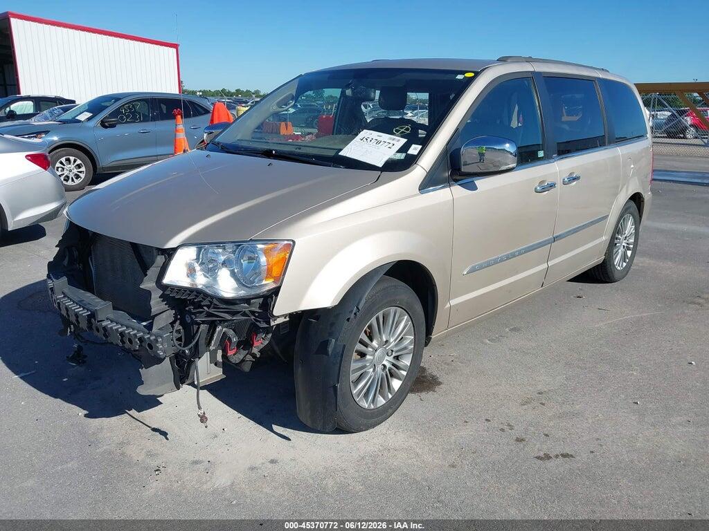 2C4RC1CG3DR537860 2013 CHRYSLER TOWN & COUNTRY photo no. 2
