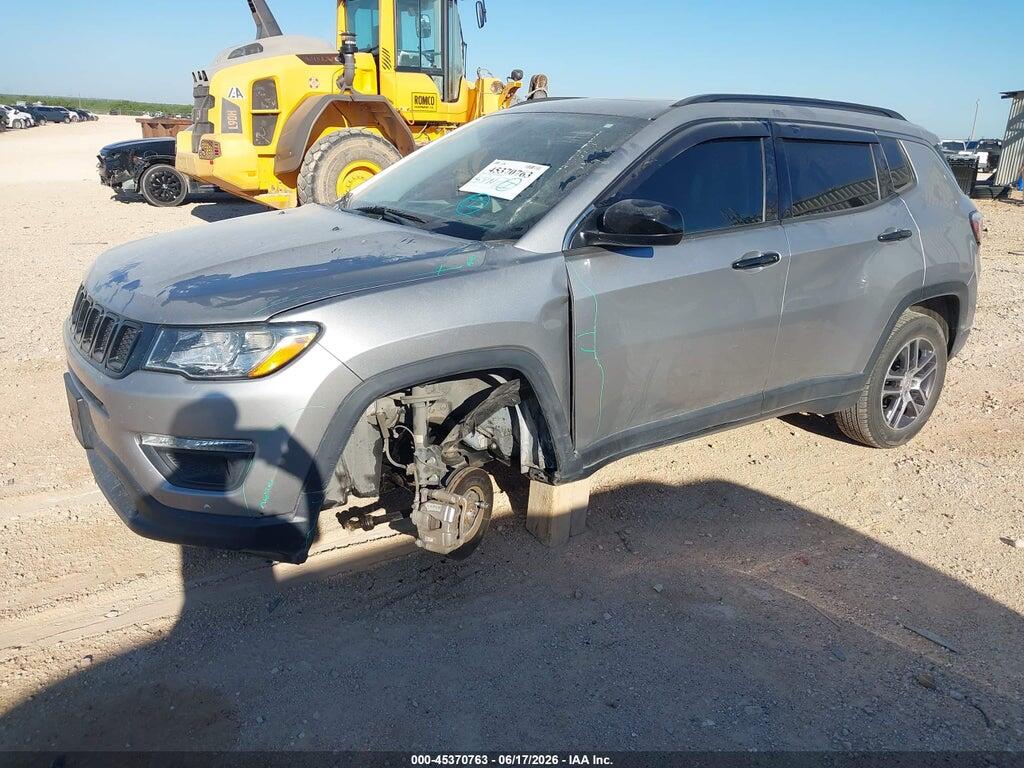 3C4NJCBB9KT762803 2019 JEEP COMPASS photo no. 2