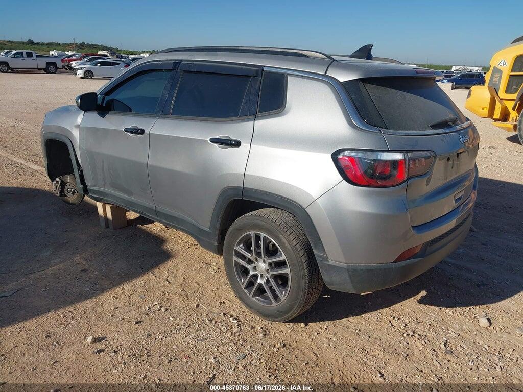3C4NJCBB9KT762803 2019 JEEP COMPASS photo no. 3
