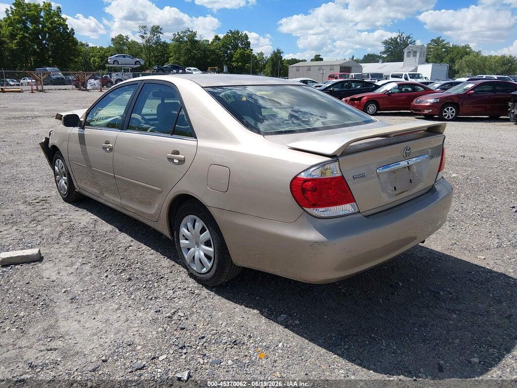 4T1BE32K85U528164 2005 TOYOTA CAMRY photo no. 3