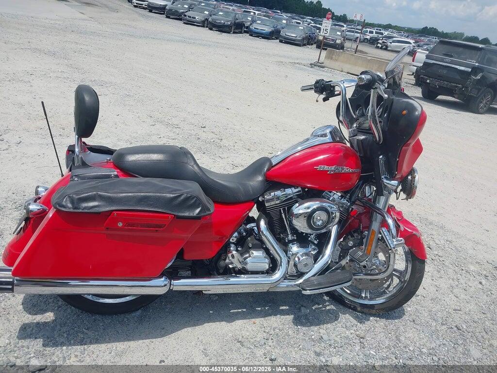 1HD1KBM11BB666819 2011 HARLEY-DAVIDSON FLHX photo no. 12