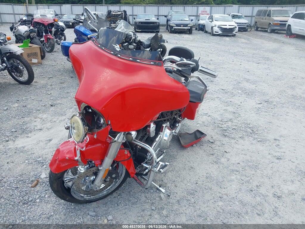 1HD1KBM11BB666819 2011 HARLEY-DAVIDSON FLHX photo no. 2