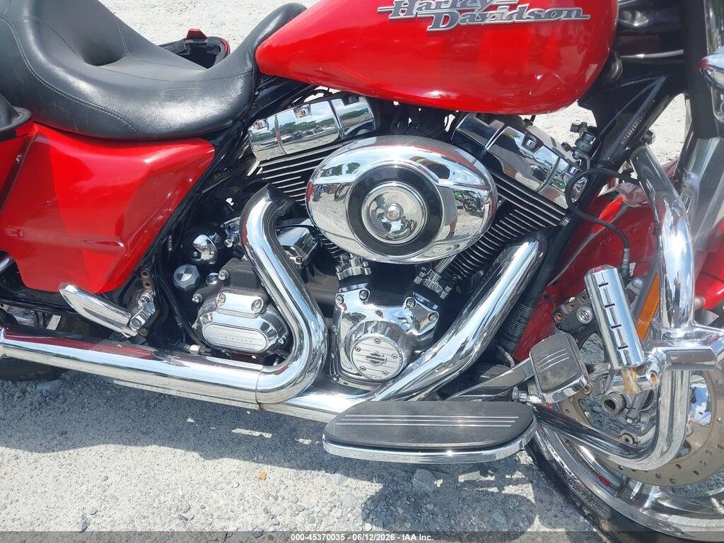 1HD1KBM11BB666819 2011 HARLEY-DAVIDSON FLHX photo no. 8