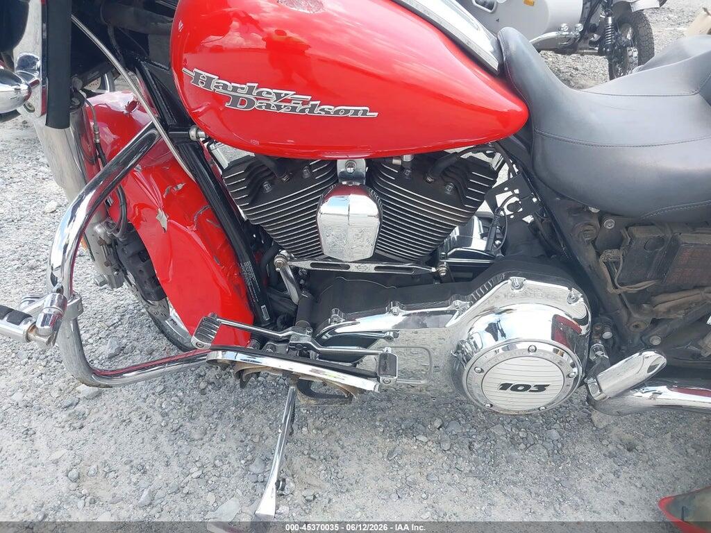 1HD1KBM11BB666819 2011 HARLEY-DAVIDSON FLHX photo no. 9