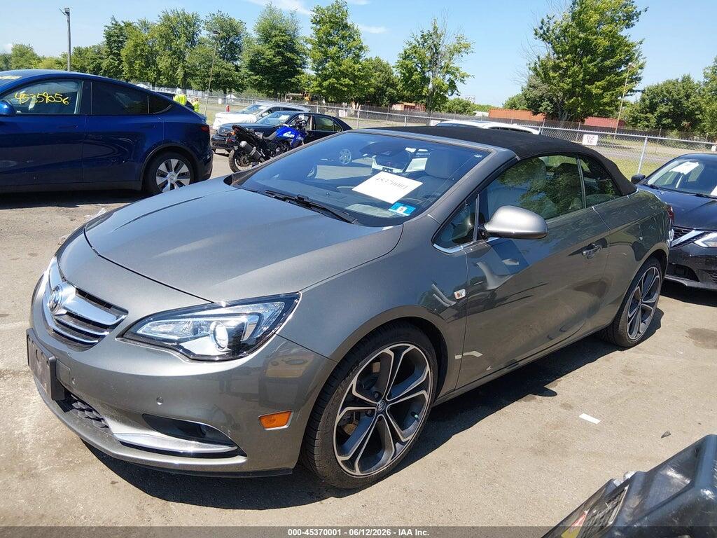 W04WH3N53JG026698 2018 BUICK CASCADA photo no. 2