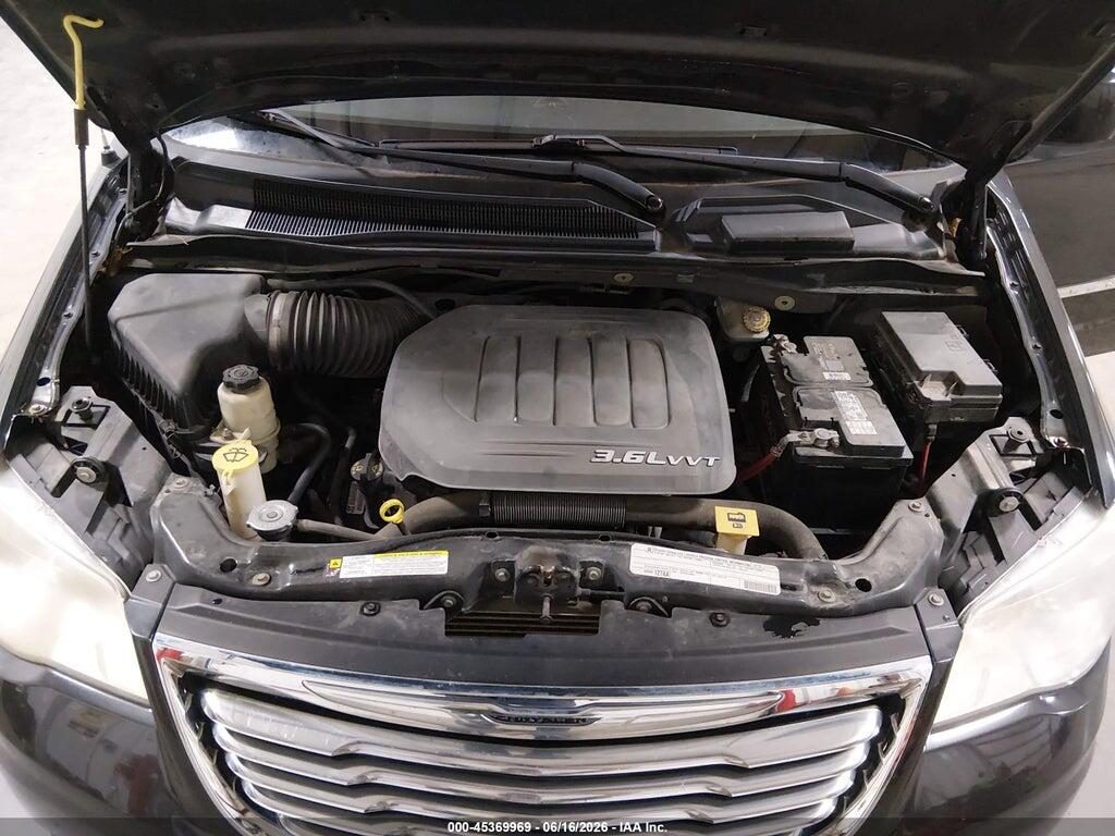 2A4RR5DGXBR682373 2011 CHRYSLER TOWN & COUNTRY photo no. 10