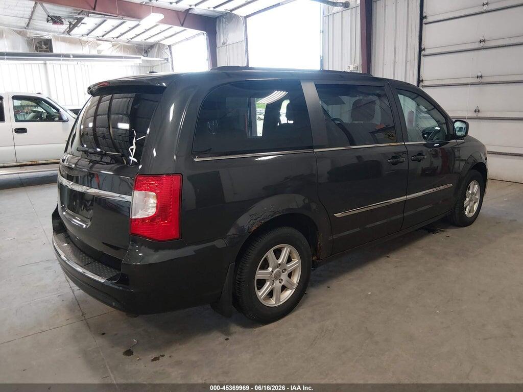2A4RR5DGXBR682373 2011 CHRYSLER TOWN & COUNTRY photo no. 4