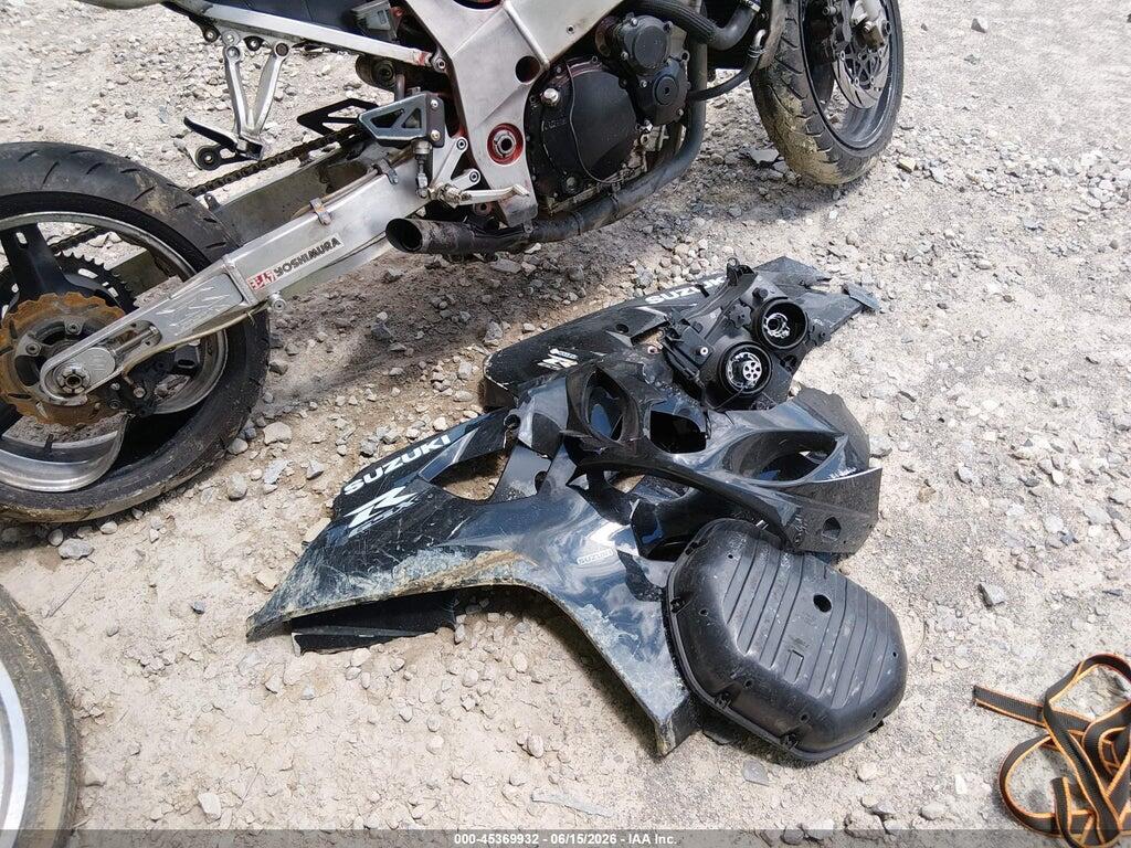 JS1GN7BA012100159 2001 SUZUKI GSX-R600 photo no. 11