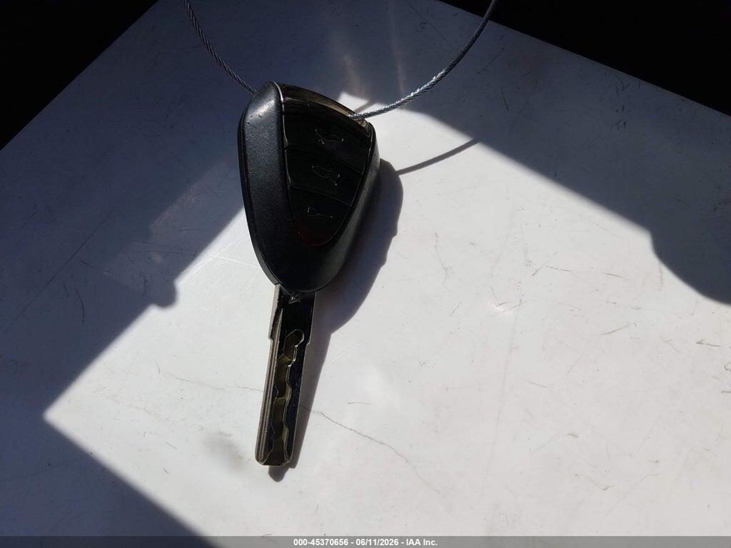 WP0AA2A86AU760140 2010 PORSCHE CAYMAN photo no. 11