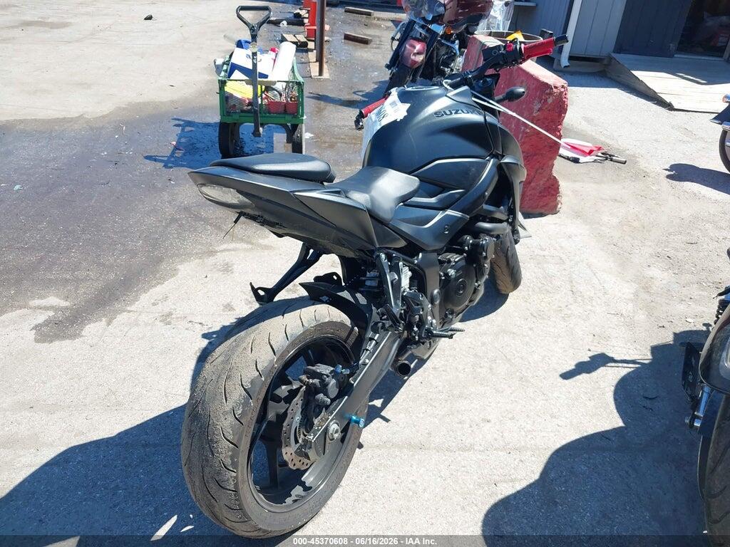 JS1C533B9N7101060 2022 SUZUKI GSX-S750 photo no. 4