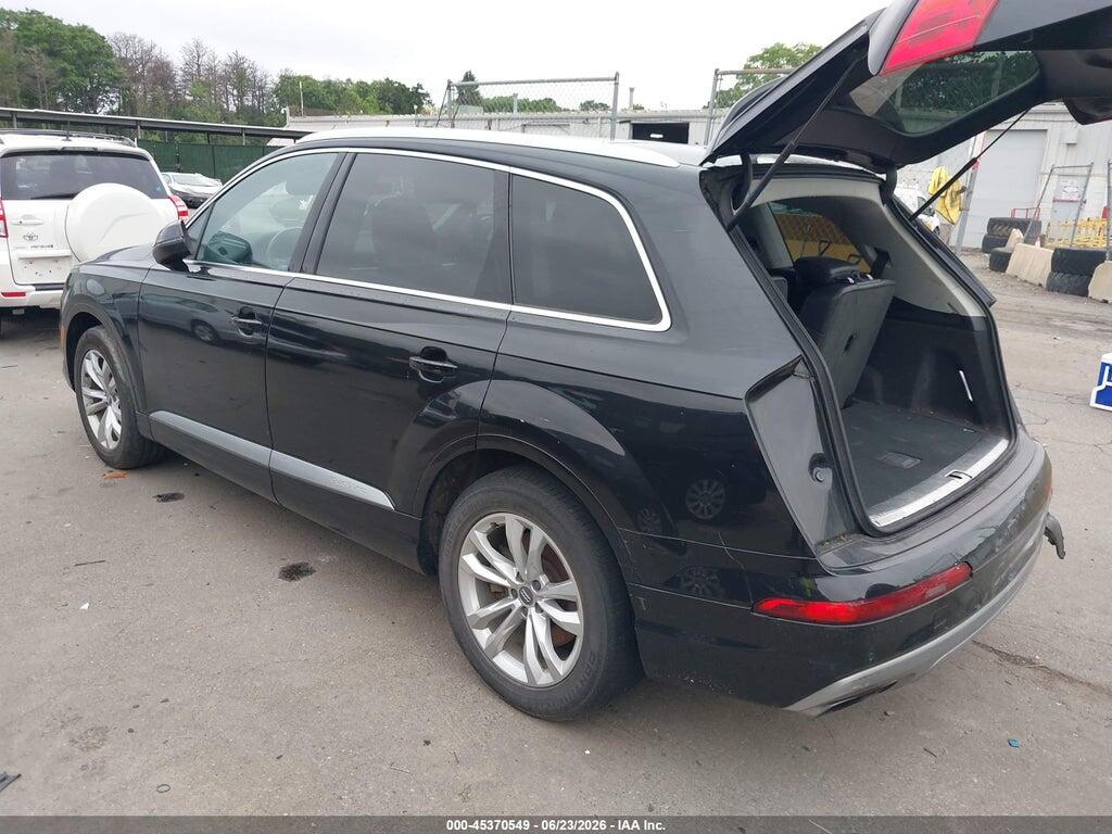 WA1AAAF76JD051101 2018 AUDI Q7 photo no. 3