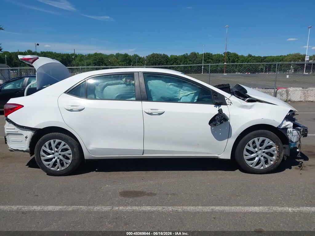 5YFBURHE6JP849896 2018 TOYOTA COROLLA photo no. 12