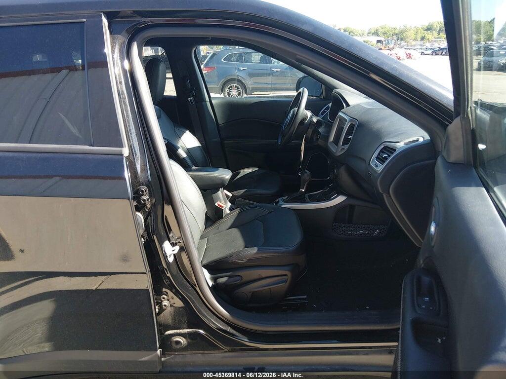 3C4NJDEB0MT562557 2021 JEEP COMPASS photo no. 5