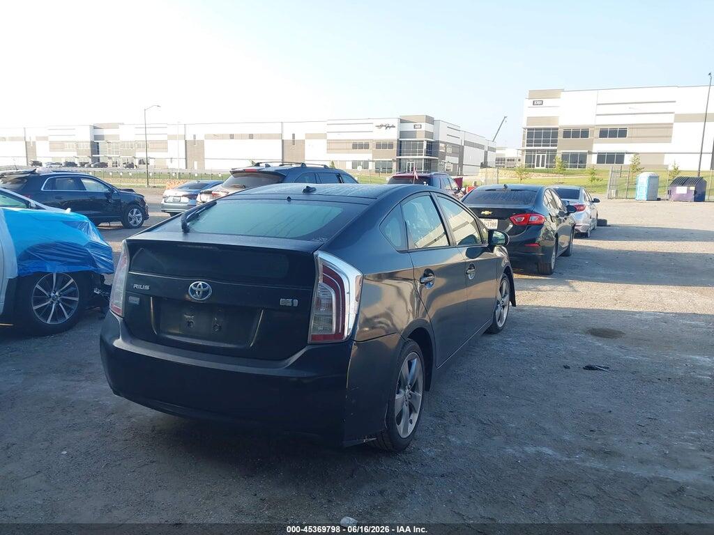 JTDKN3DU4D5585411 2013 TOYOTA PRIUS photo no. 4