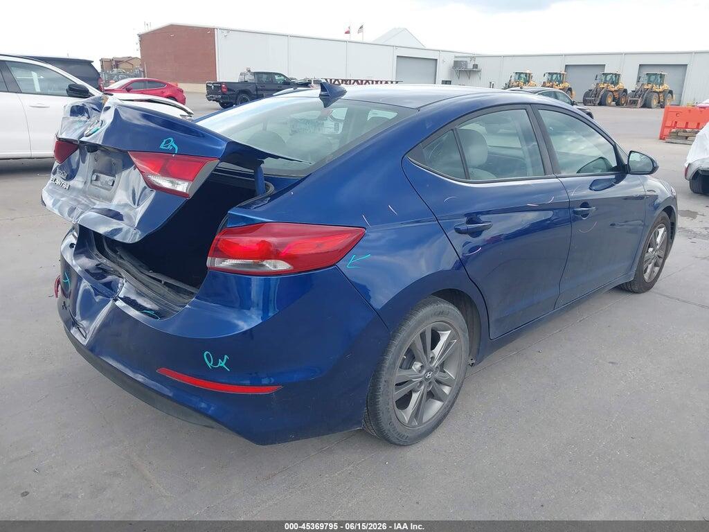 5NPD84LF6HH161985 2017 HYUNDAI ELANTRA photo no. 4