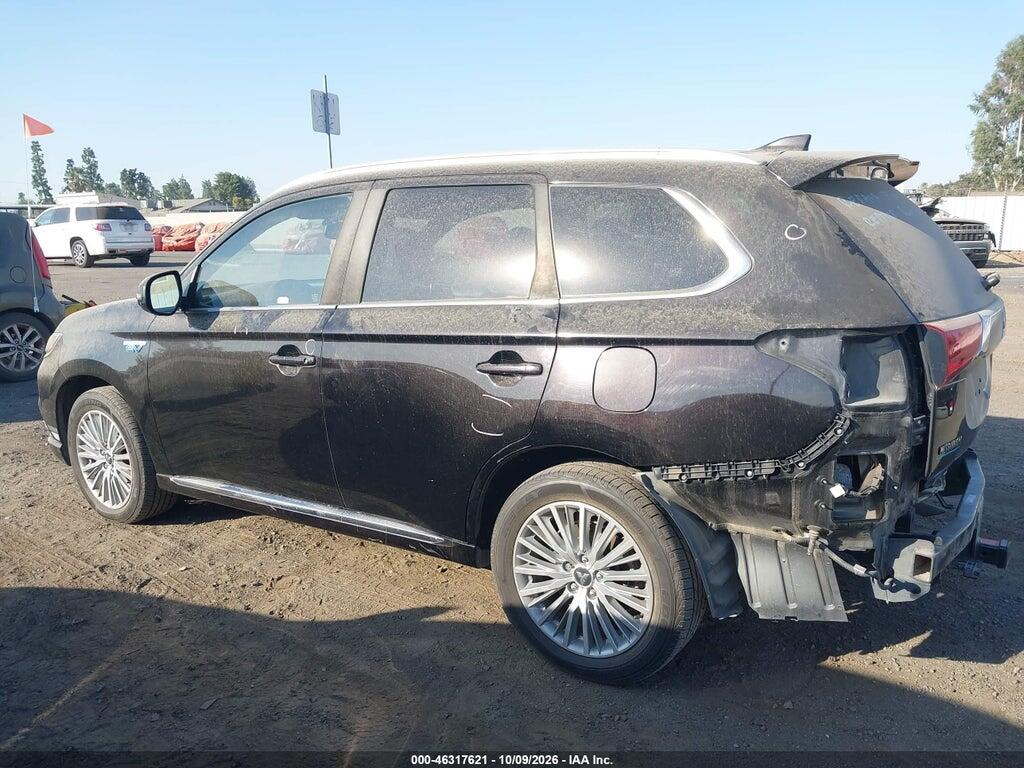 2019 MITSUBISHI OUTLANDER PHEV GT — Фото 15 из 16