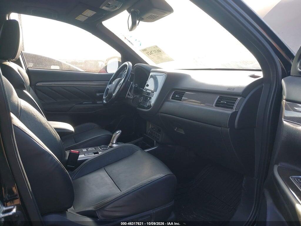 2019 MITSUBISHI OUTLANDER PHEV GT — Фото 5 из 16