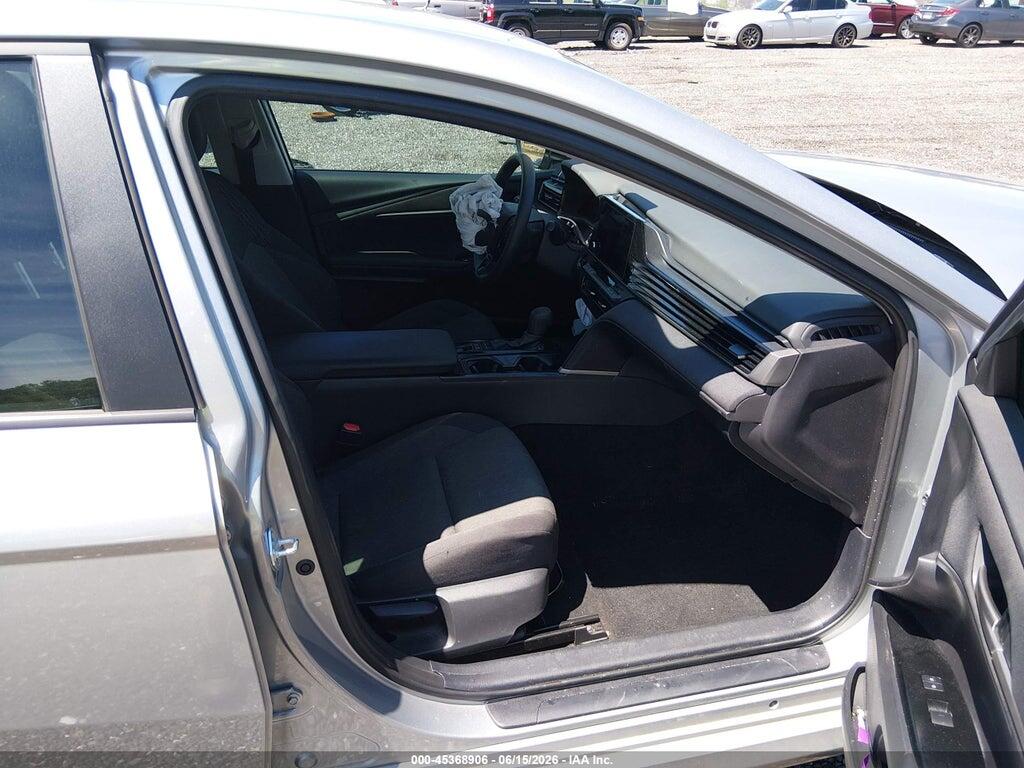 4T1DAACK0SU165765 2025 TOYOTA CAMRY photo no. 5