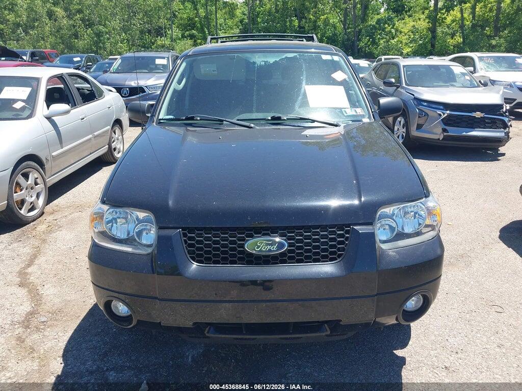 1FMCU94137KA25154 2007 FORD ESCAPE photo no. 12