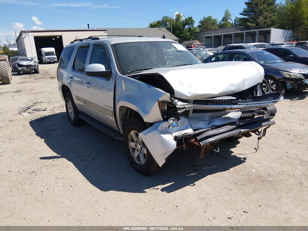 1GNSKBE01DR195705 2013 CHEVROLET TAHOE photo no. 1