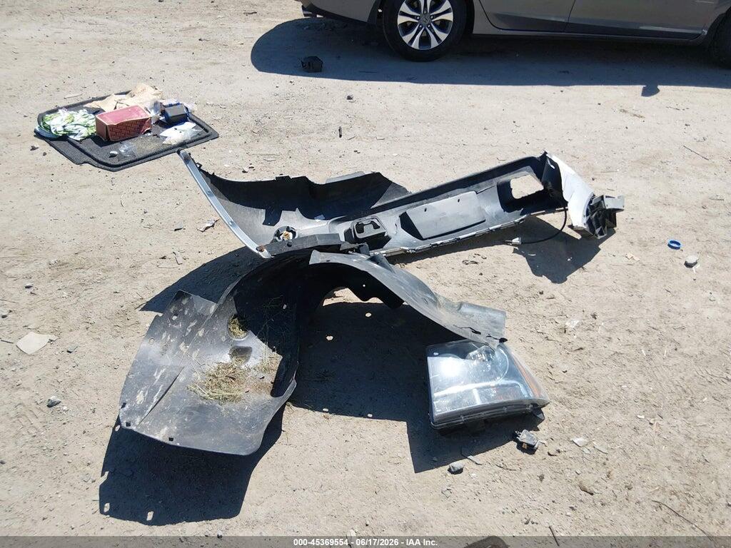 1GNSKBE01DR195705 2013 CHEVROLET TAHOE photo no. 12