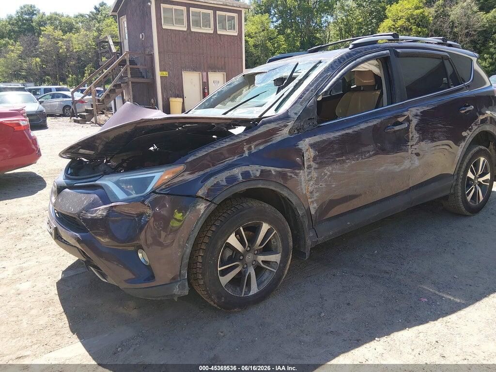 2T3RFREV3HW552114 2017 TOYOTA RAV4 photo no. 2