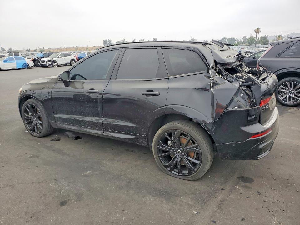 2024 VOLVO XC60 ULTIMATE — Фото 2 из 13