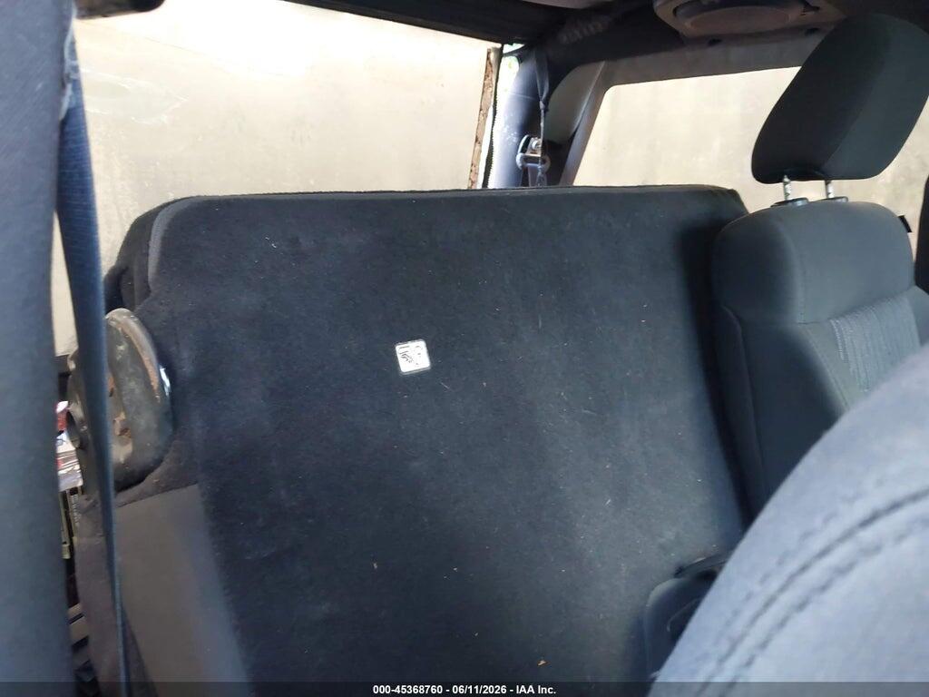 1J4GA2D10BL611149 2011 JEEP WRANGLER photo no. 8