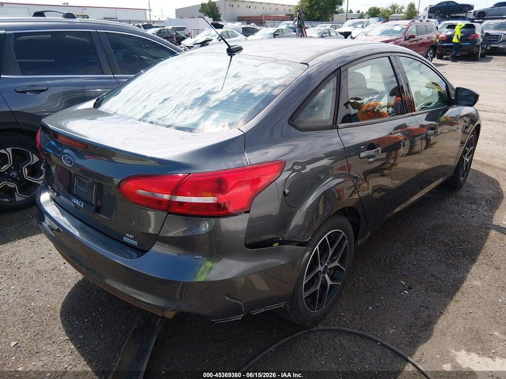 1FADP3FEXHL229769 2017 FORD FOCUS photo no. 4
