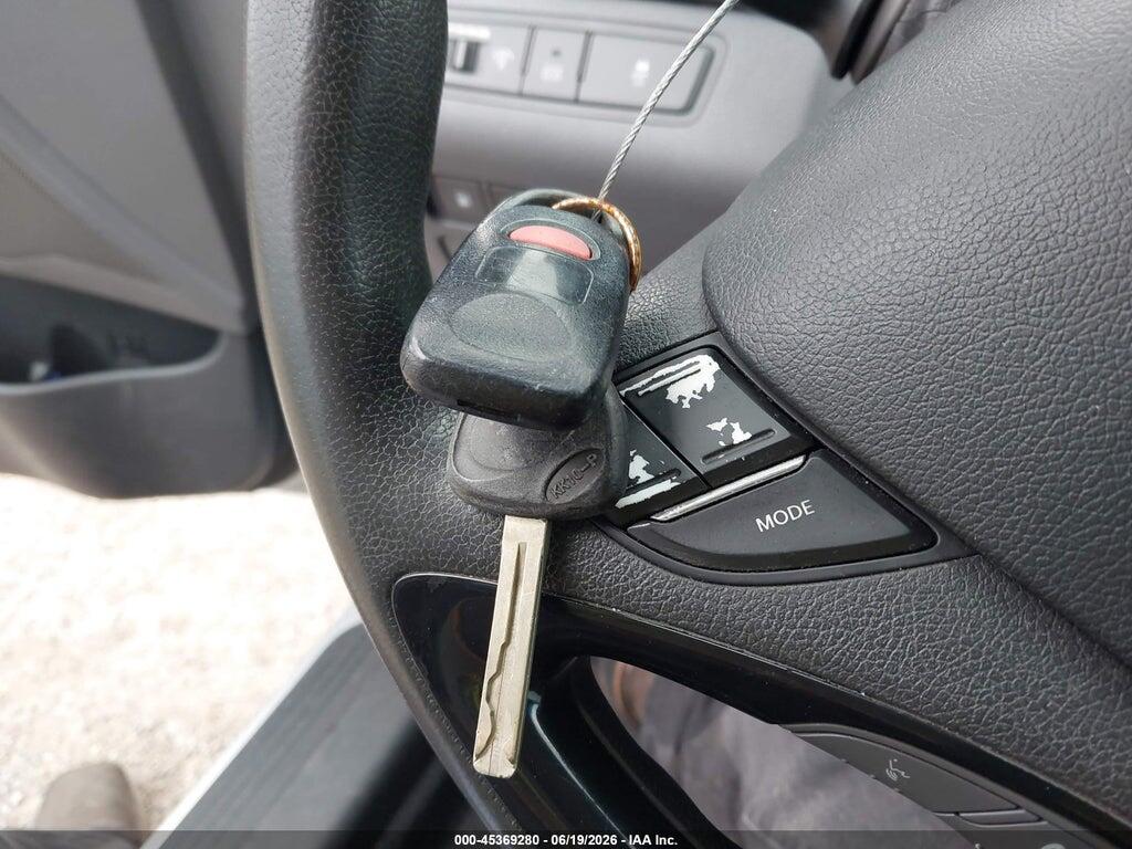 5NPEB4ACXCH492544 2012 HYUNDAI SONATA photo no. 11