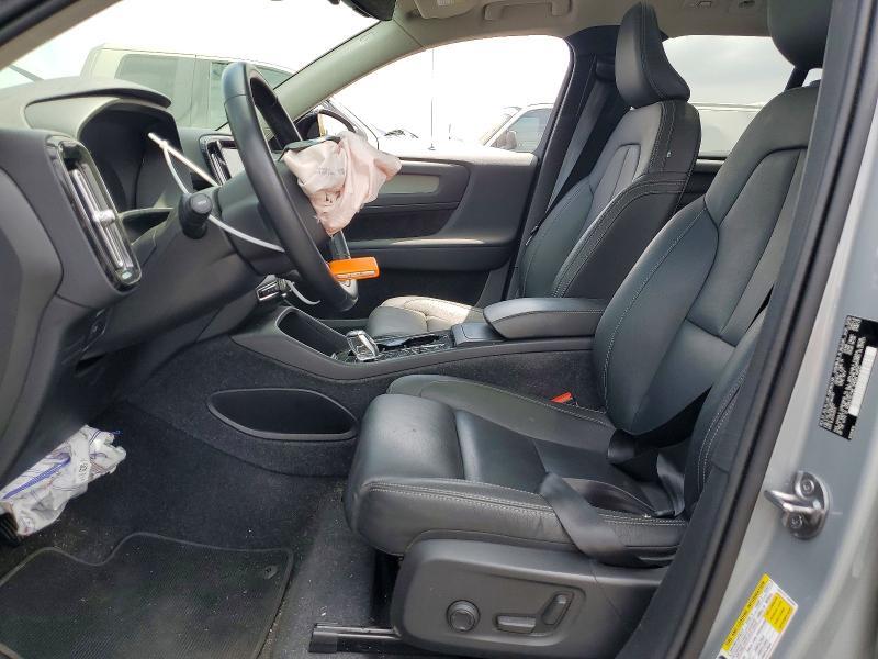 2024 VOLVO XC40 PLUS — Фото 7 из 14