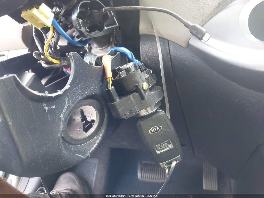 KNADM4A39G6554485 2016 KIA RIO photo no. 11