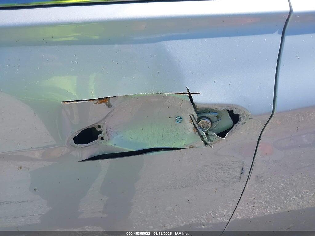 5NPEB4AC7BH066048 2011 HYUNDAI SONATA photo no. 6