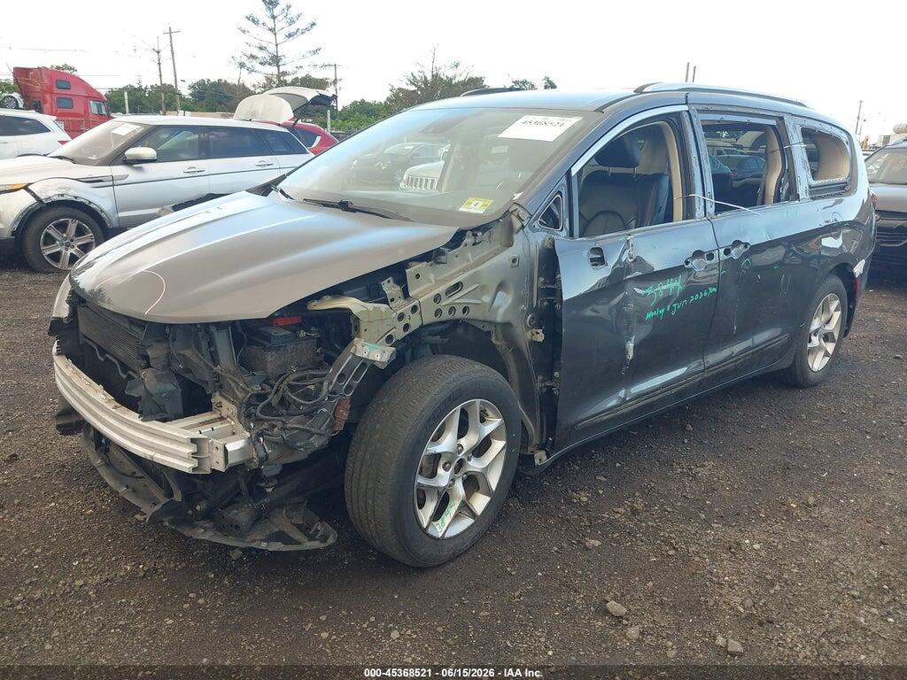 2C4RC1EG9KR549683 2019 CHRYSLER PACIFICA photo no. 2