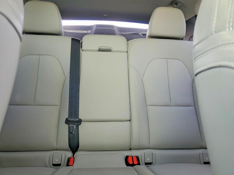 2024 VOLVO XC40 PLUS — Фото 10 из 13