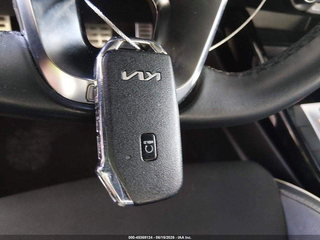 3KPF54AD8NE494319 2022 KIA FORTE photo no. 11