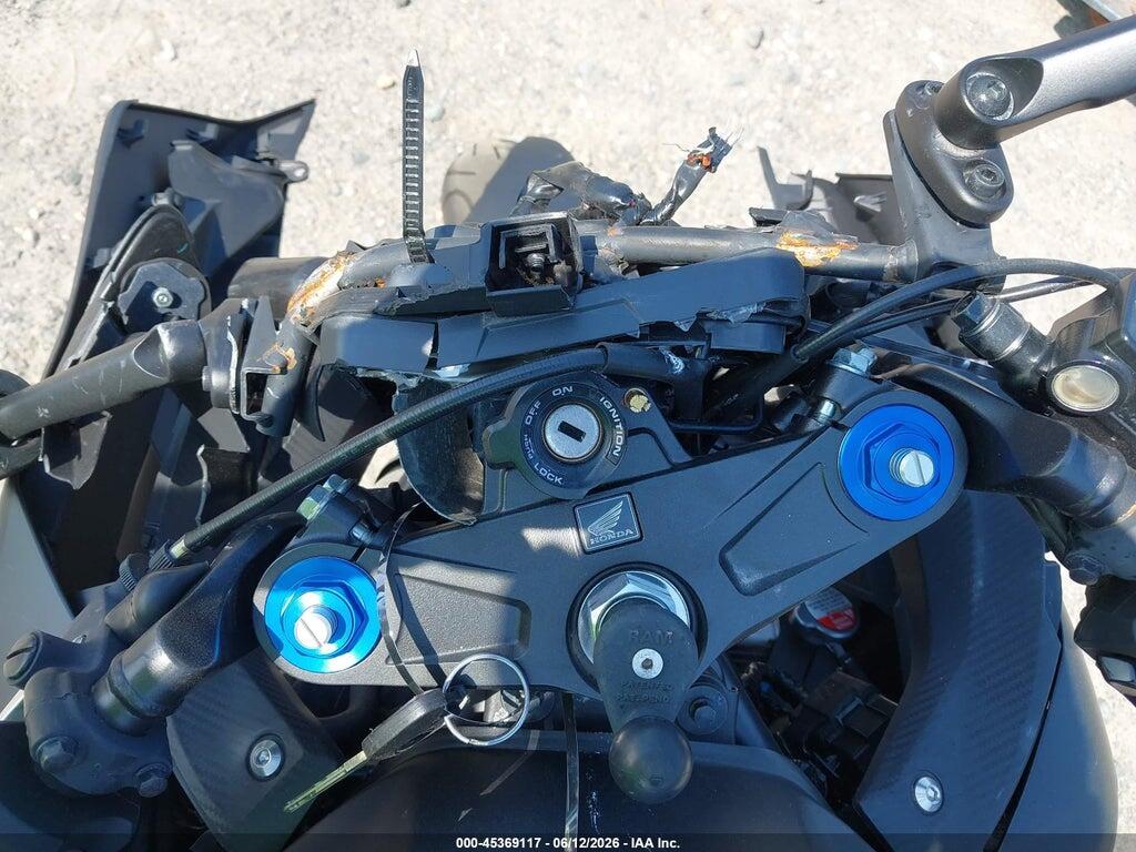 MLHPC621XK5000458 2019 HONDA CBR500 photo no. 7