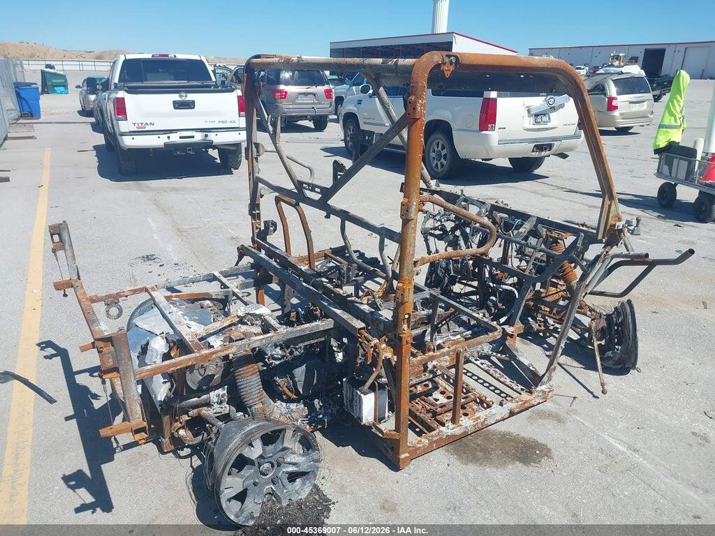 LCELV1Z26N6003272 2022 CF MOTO UFORCE photo no. 4