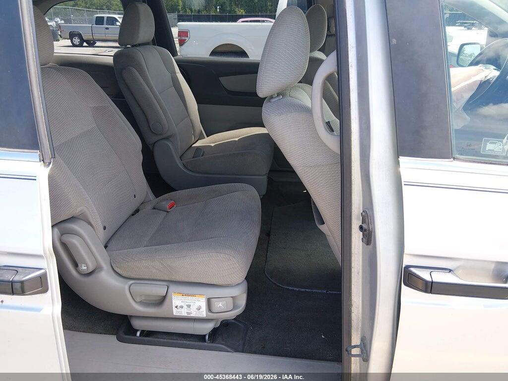 5FNRL5H26BB098537 2011 HONDA ODYSSEY photo no. 8