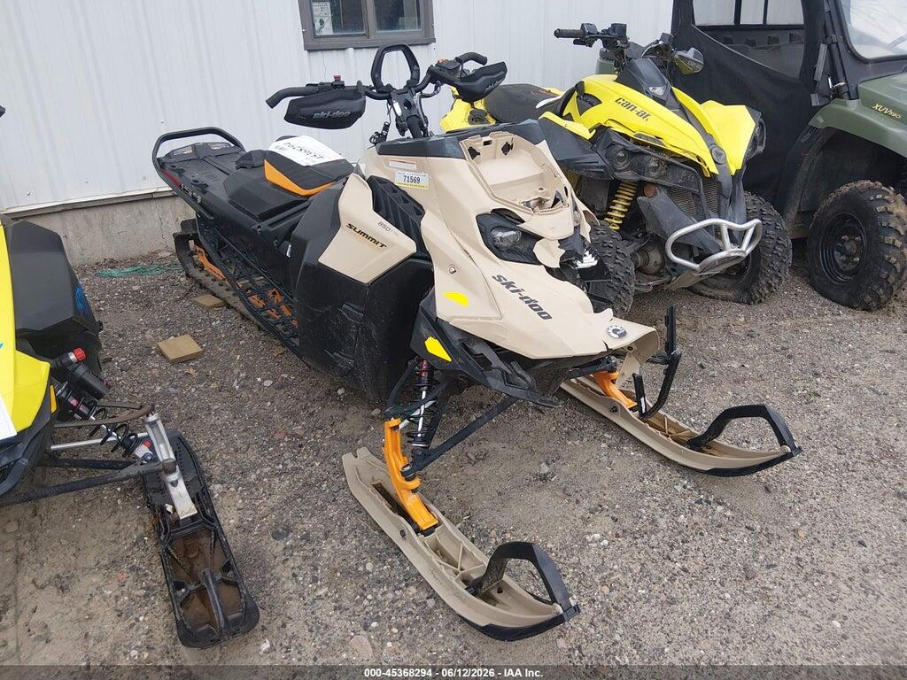 2BPSCGRCXRV000037 2024 SKI-DOO SUMMIT X 850 photo no. 1