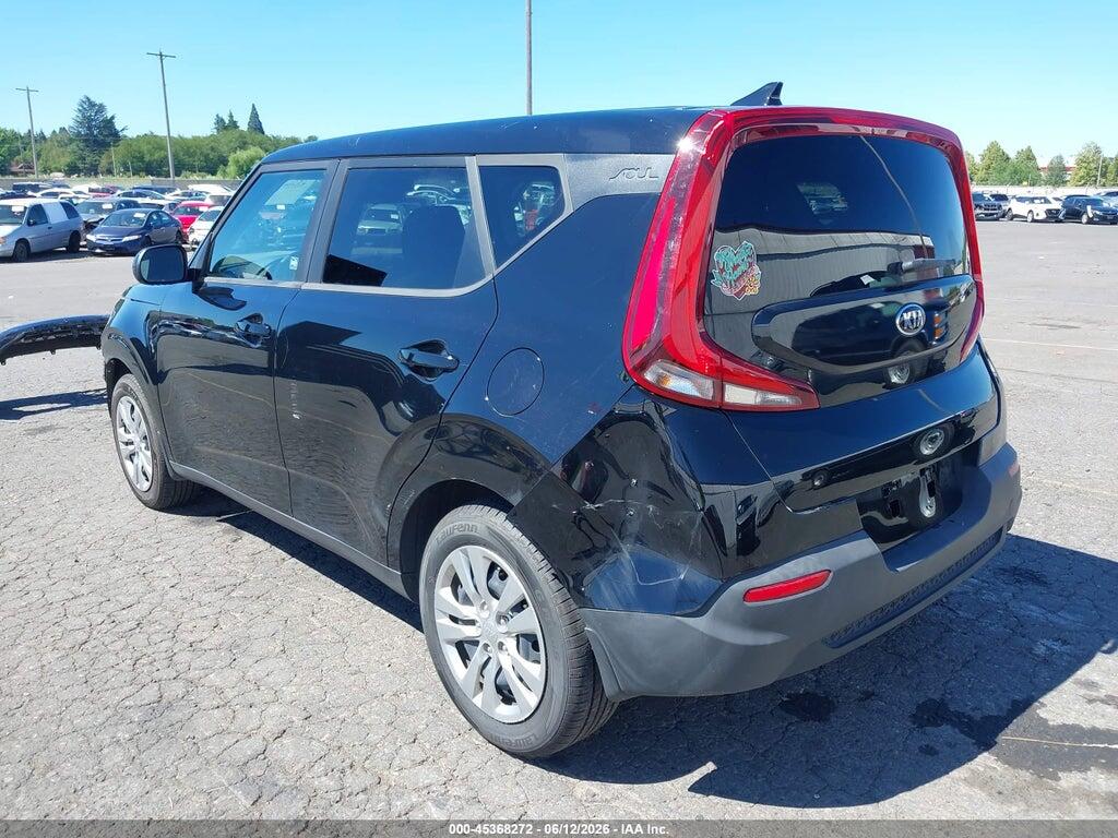 KNDJ23AU2M7143496 2021 KIA SOUL photo no. 3